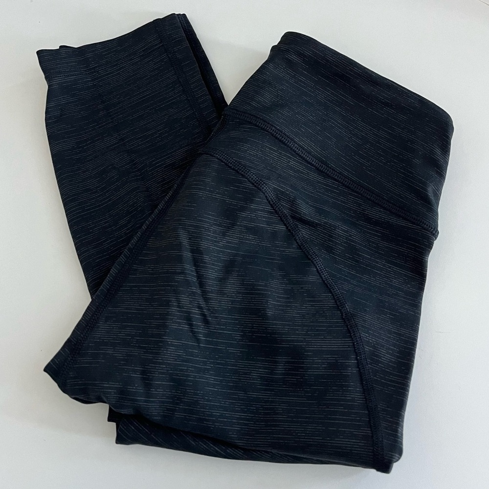 Outdoor‎ Voices Women's Warm Up Leggings Small Crop Black Gray activewear